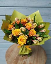 Букет цветов из:  Альстромерии и Розы в Егорлыкской