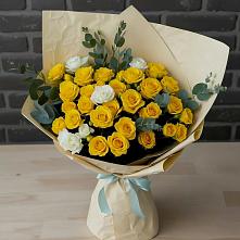 Букет цветов из:  Розы в Егорлыкской