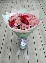 Букет цветов из:  Альстромерии #REPLACE_PRED# Егорлыкской