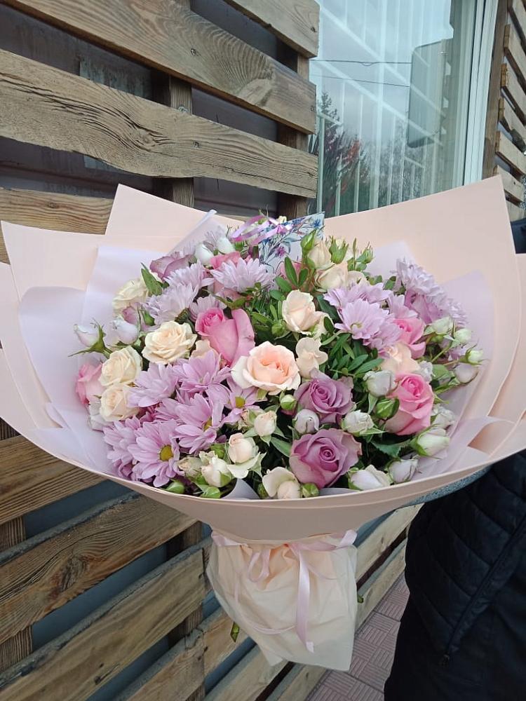 Букет цветов из: Розы и Хризантемы в Егорлыкской