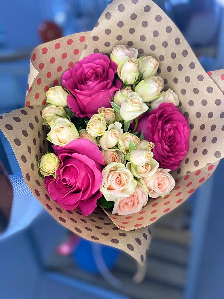 Букет цветов из: Розы в Егорлыкской