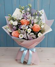 Букет цветов из:  Лизиантусы, Розы, Альстромерии и Гипсофила #REPLACE_PRED# Егорлыкской