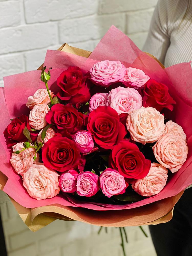 Букет цветов из: Розы в Егорлыкской