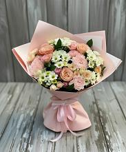 Букет цветов из:  Гвоздики, Розы и Хризантемы в Егорлыкской