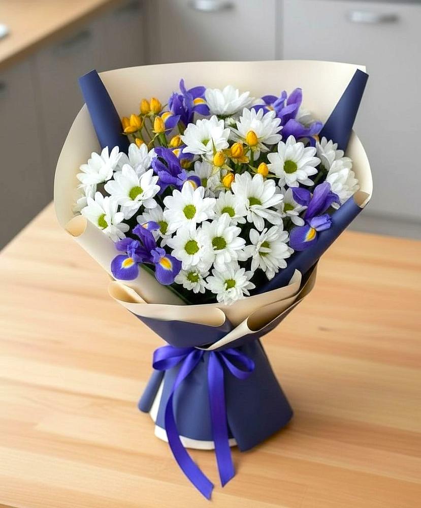 Букет цветов из: Розы, Ирисы и Хризантемы в Егорлыкской