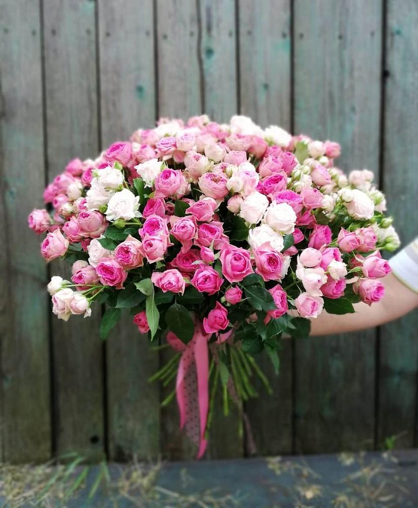 Букет Розовые кустовые розы Натали и Лав Лидия в Егорлыкской