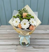 Букет цветов из:  Герберы, Розы и Хризантемы в Егорлыкской