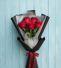 Букет цветов из:  Розы в Егорлыкской
