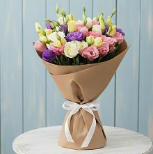 Букет цветов из:  Лизиантусы в Егорлыкской