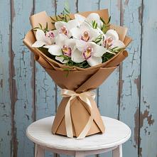 Букет цветов из:  Орхидеи и Розы в Егорлыкской